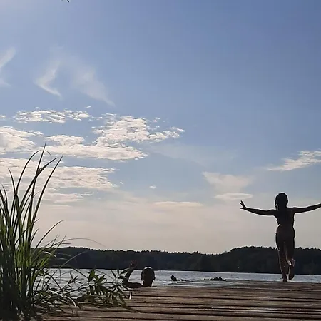 Vakantiehuis Direkt Am See, Mit Eigenem Boot Roding