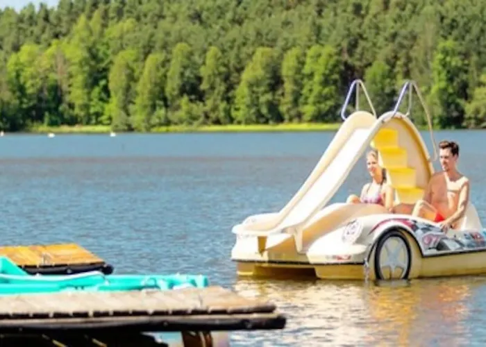 Direkt Am See, Mit Eigenem Boot 別荘