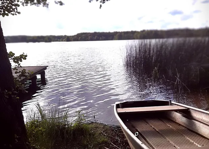 Direkt Am See, Mit Eigenem Boot 別荘 ローディング