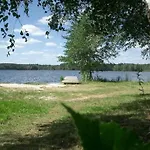 Hébergement de vacances Direkt Am See, Mit Eigenem Boot