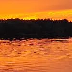 Direkt Am See, Mit Eigenem Boot Hébergement de vacances Roding