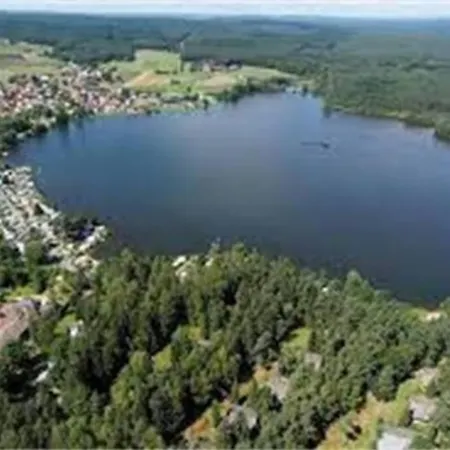 Дом отдыха Direkt Am See, Mit Eigenem Boot Родинг