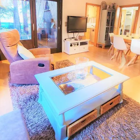 Direkt Am See, Mit Eigenem Boot Дом отдыха *