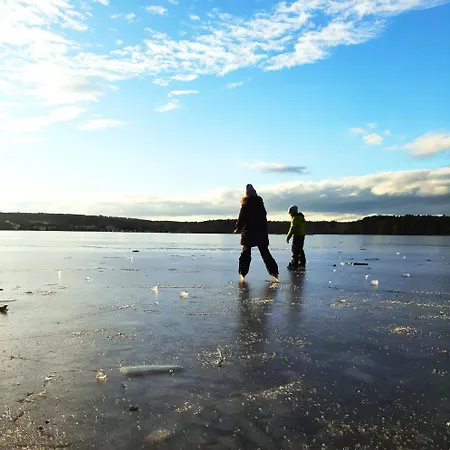 Direkt Am See, Mit Eigenem Boot Feriehus Roding
